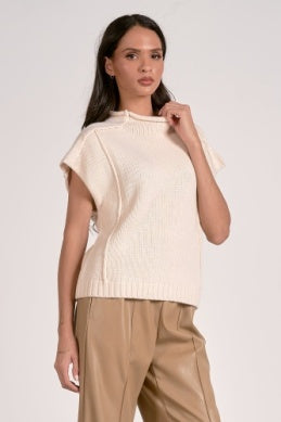 Cap Sleeve/Sleeveless Sweater in Off White