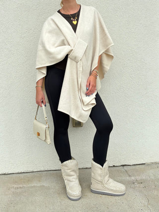 Knit Wrap in Beige