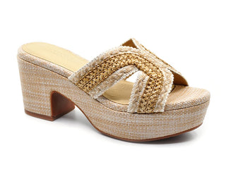 Gen in Tan Rafia