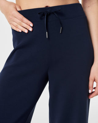 Air Essential Wide Leg Pant in Navy