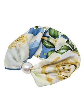 Pearl Magnet Floral Print Scarf Necklace