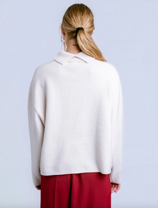 Echo Turtleneck in White Lotus
