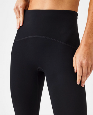 Booty Boost Active 7/8 Leggings in Very Black