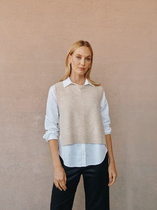 Side tie beige sweater vest