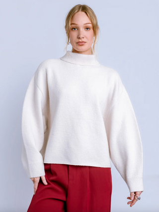 Echo Turtleneck in White Lotus