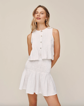 Sleeveless Pintuck Top in White with buttons