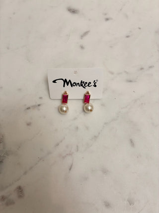 Fuschia Baguette w/ Pearl Drop Earring
