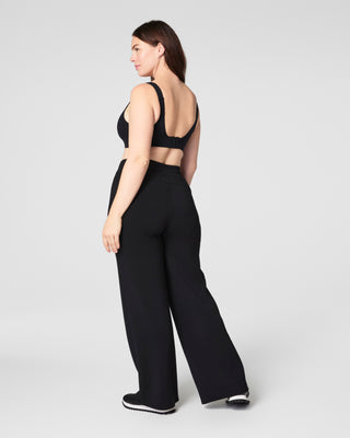 Spanx Air Essentials Wide Leg Pant in Very Black