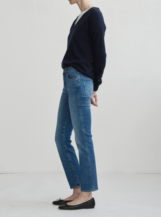 MARA STRAIGHT: Mid Rise Instasculpt™ Ankle in Crisp Air