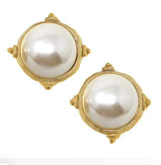 Pearl Cab Studs