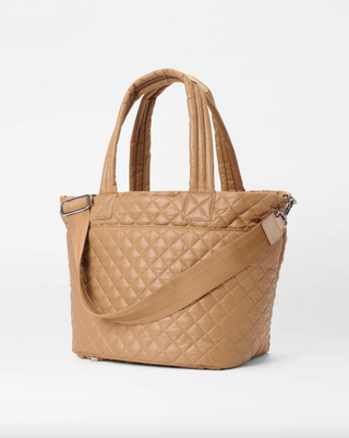 Medium Metro Tote Deluxe in Caramel