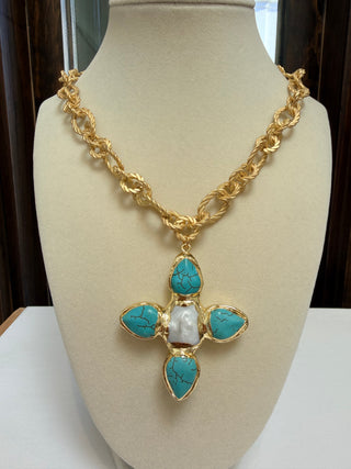 Turq/Pearl Clover Cross on Twisted Rope Circle Chain 18"