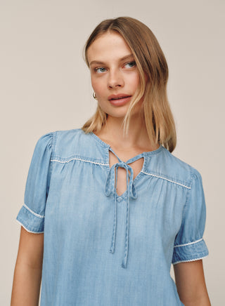 Short Sleeve Pullover with Trim in Ombre Mist Wash