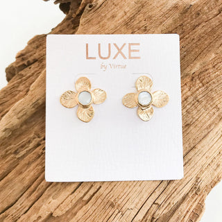 Pearl flower gemstone earring studs