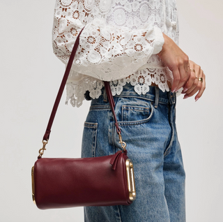 Luciana Shoulder Bag in Burgundy