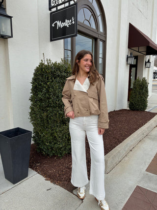 Wide Leg Jean in Off White - 8