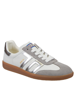 Cloud Sneaker in Light Grey