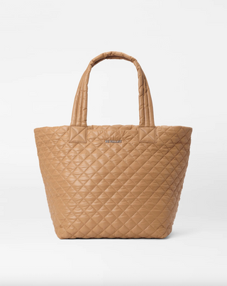 Medium Metro Tote Deluxe in Caramel