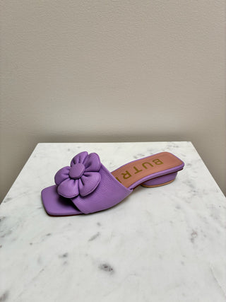 Flower Soda Flat in Lilac