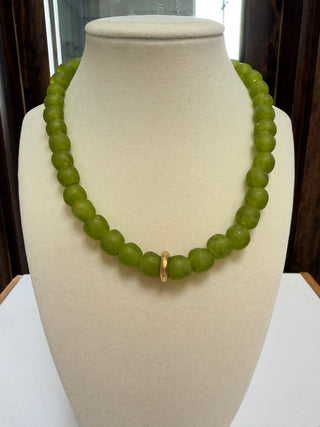 18" Glass Washer Necklace Lime
