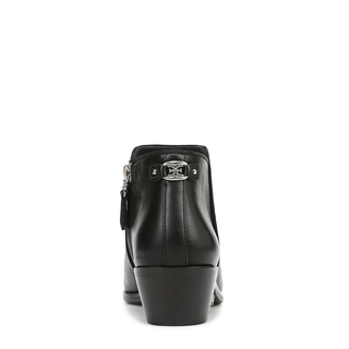 Petty Ankle Boot in Black Leather