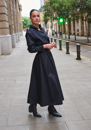 Maxi Poplin Skirt Pockets in Black
